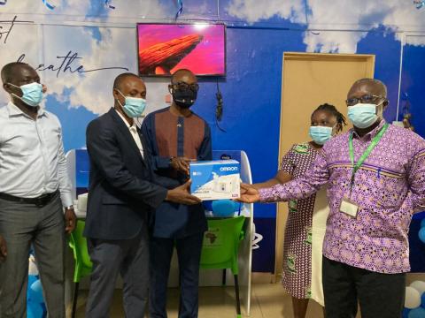 AstraZeneca Ghana donates to the University Hospital, KNUST.